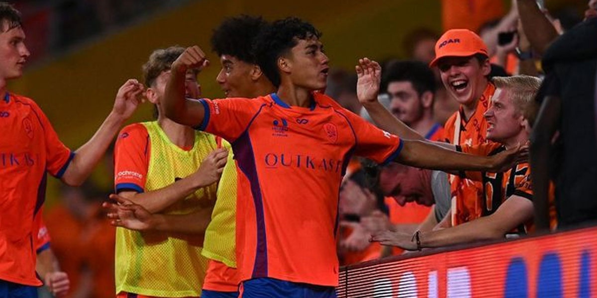 Rafael Struick Dicoret Brisbane Roar, Dua Bulan Nganggur!